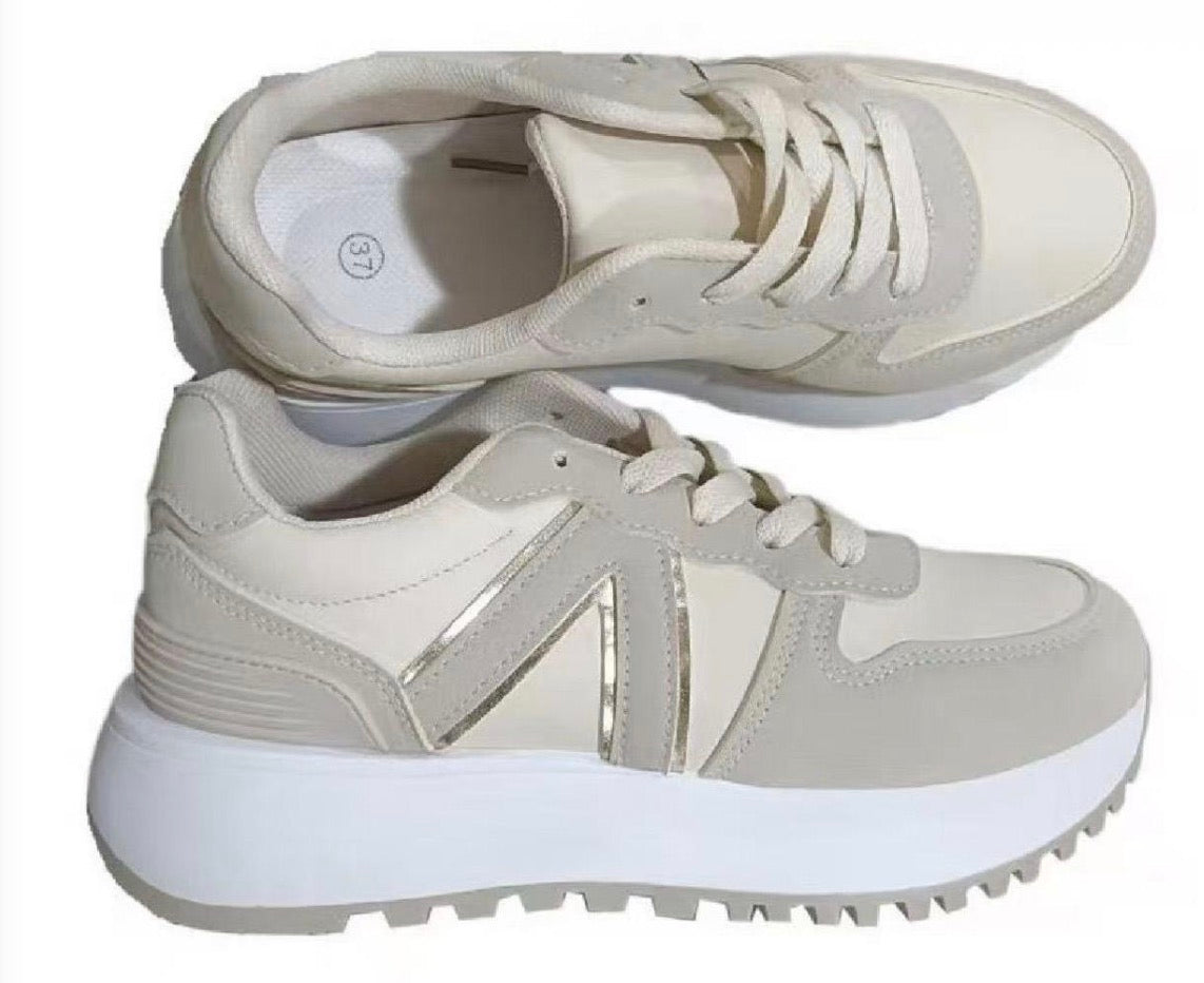 Basket Femme – Légère, Confortable & Sport-Chic au Quotidien