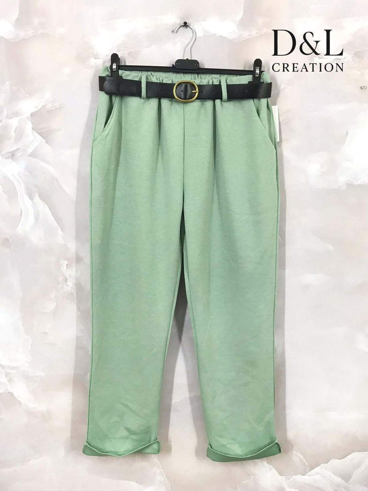 Pantalon stretch grande taille beige avec ceinture